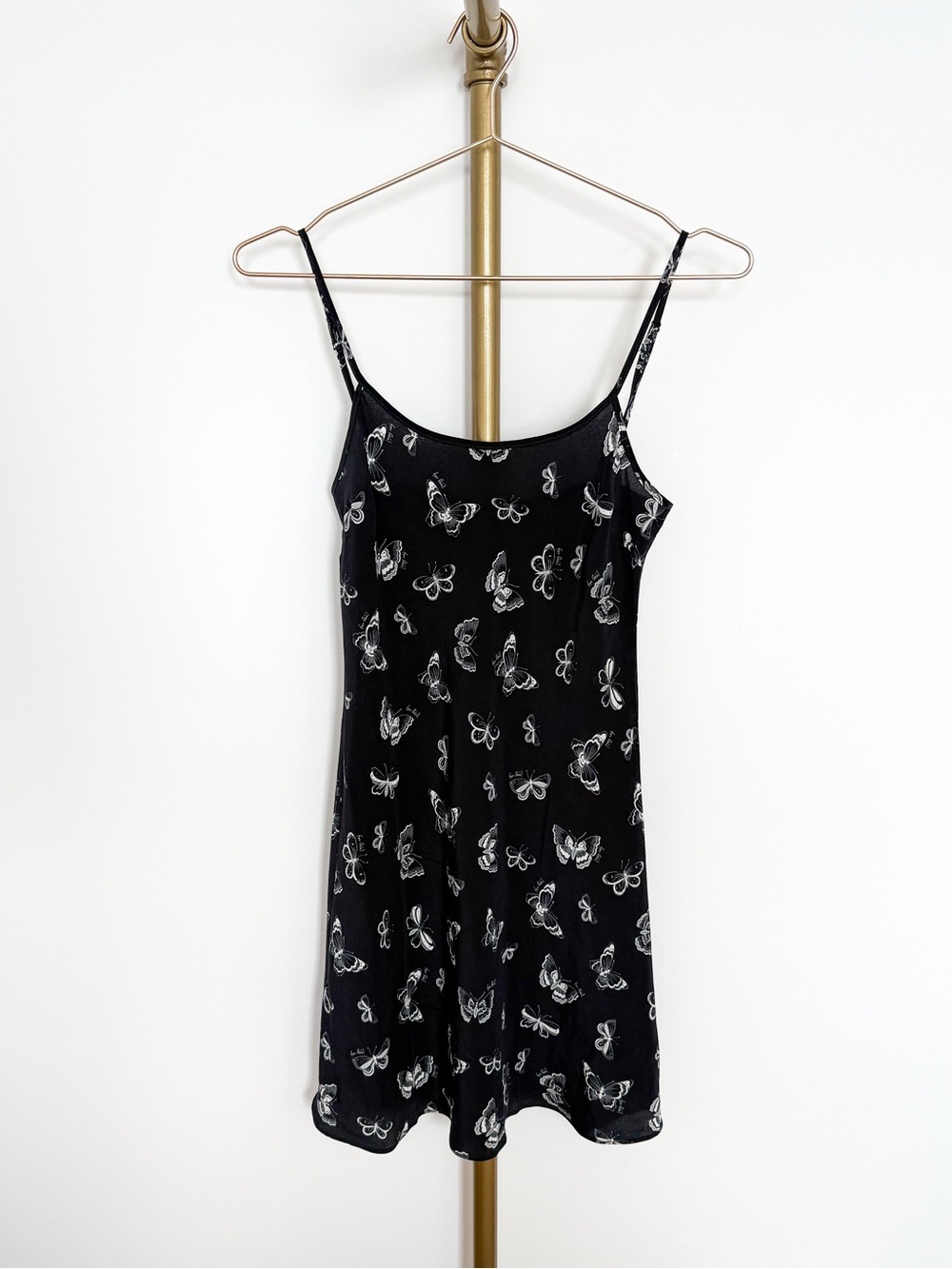 realisation par the mia in navy butterfly